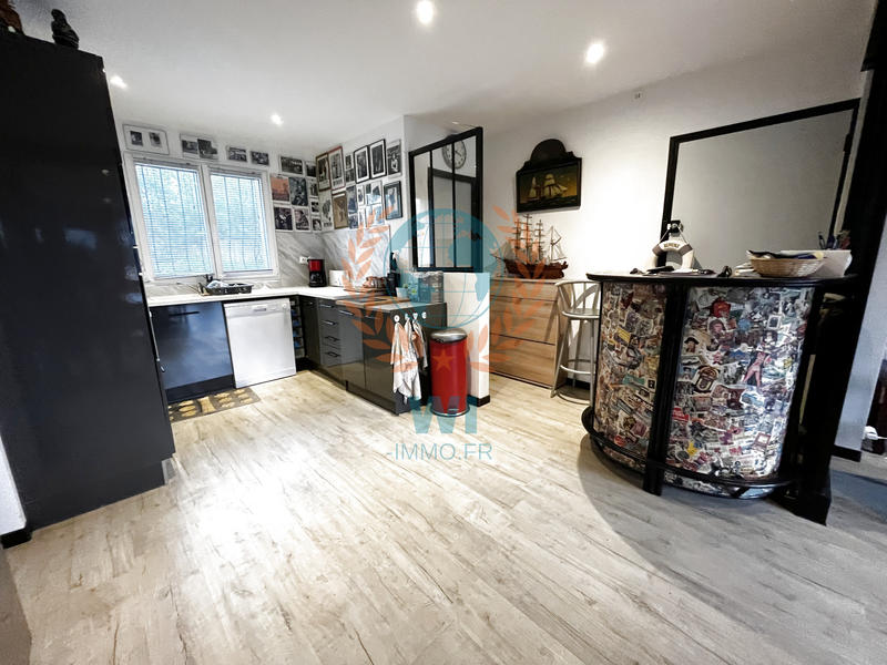 Appartement - 75 m² - 3 pièces