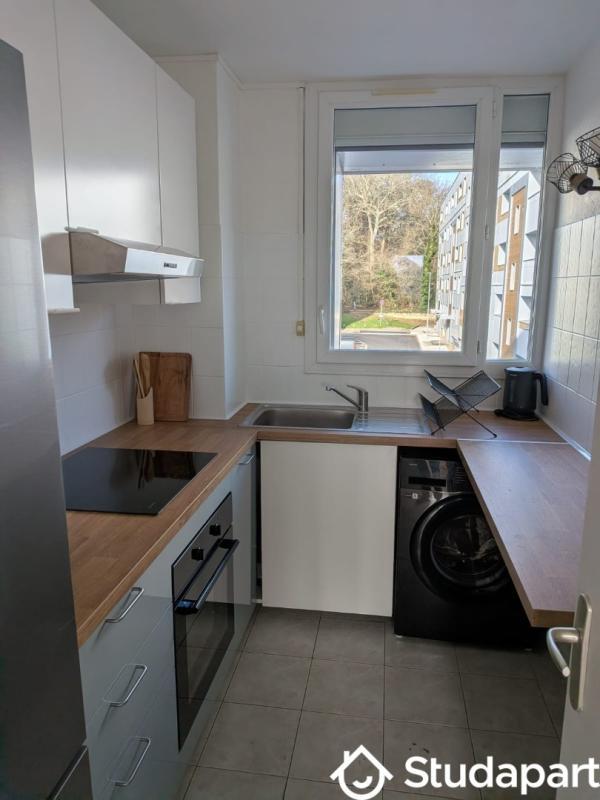 Chambre - 13 m² - 1 pièce