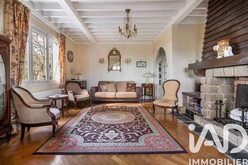 Maison - 180 m² - 7 pièces