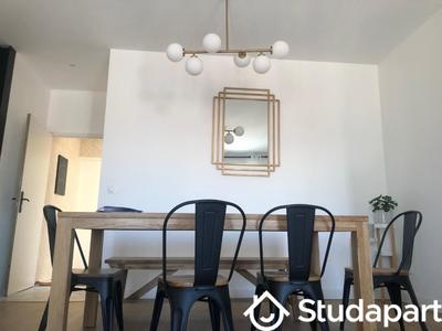 Chambre - 18 m² - 1 pièce