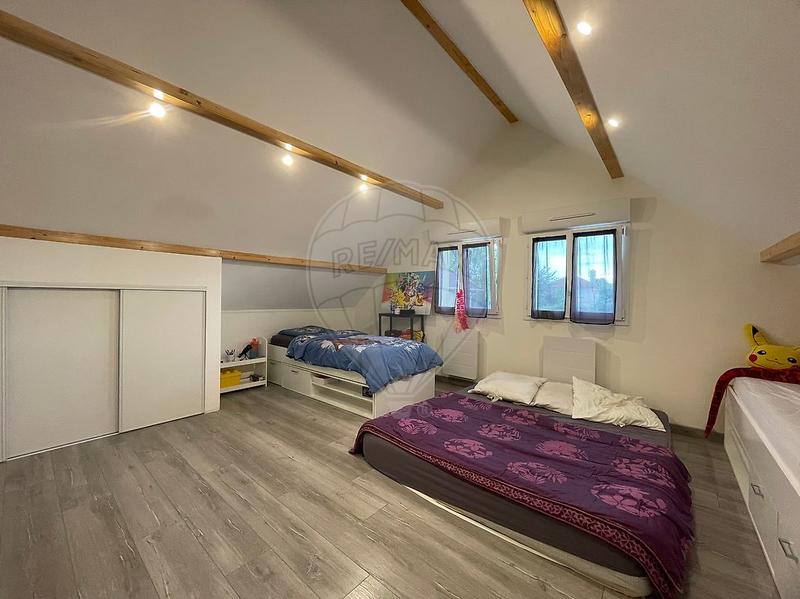 Villa - 111 m² - 6 pièces