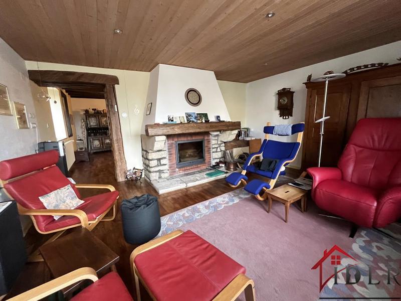 Propriété - 191 m² - 6 pièces