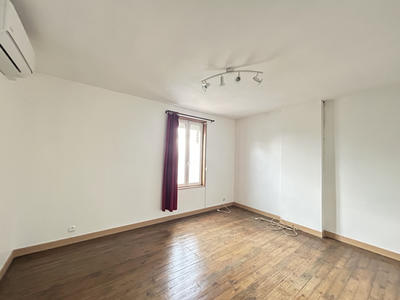 Maison - 97 m² - 4 pièces