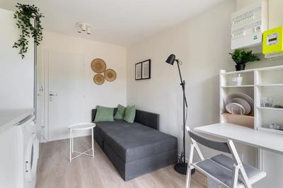 Studio - 14 m² - 1 pièce