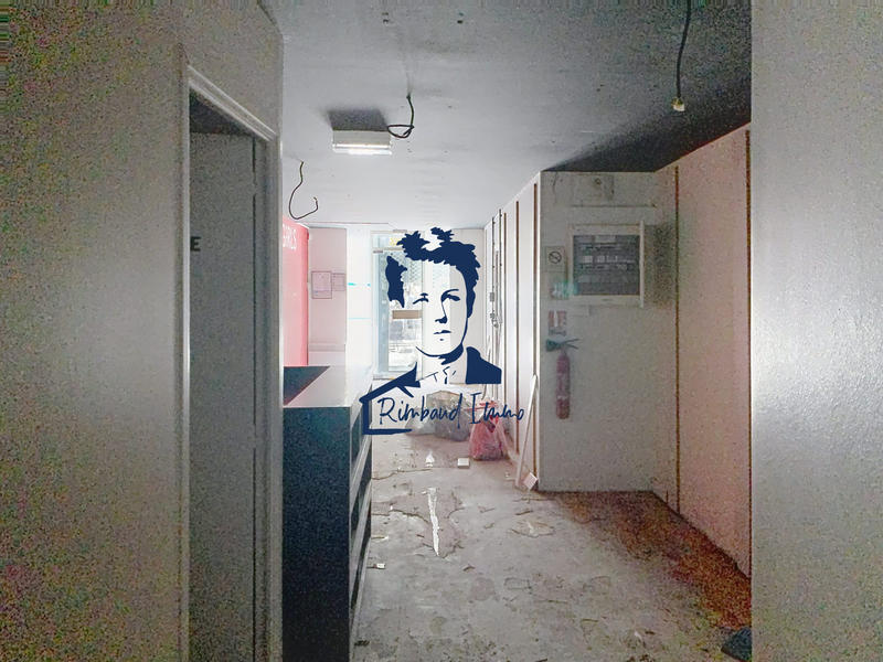 Local d'activités - 80 m² - 2 pièces