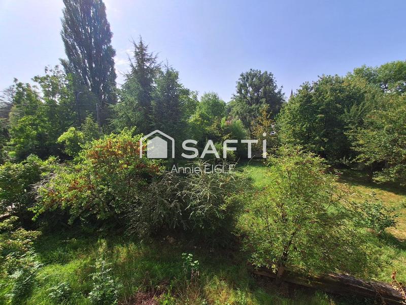 Maison - 260 m² - 9 pièces