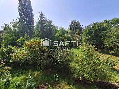 Maison - 260 m² - 9 pièces