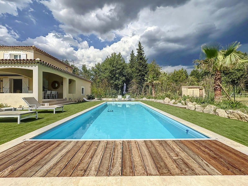 Maison - 140 m² - 5 pièces