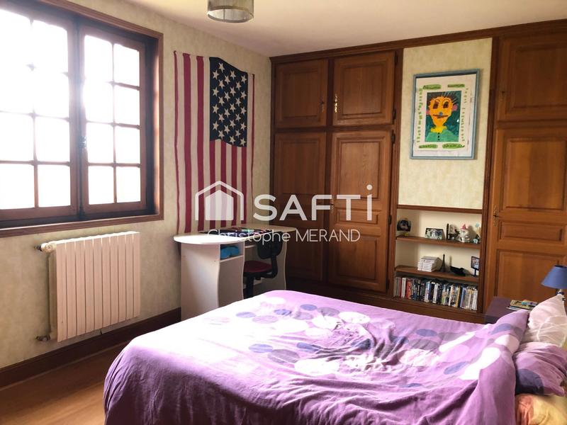 Maison - 152 m² - 10 pièces