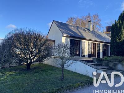 Maison - 147 m² - 6 pièces