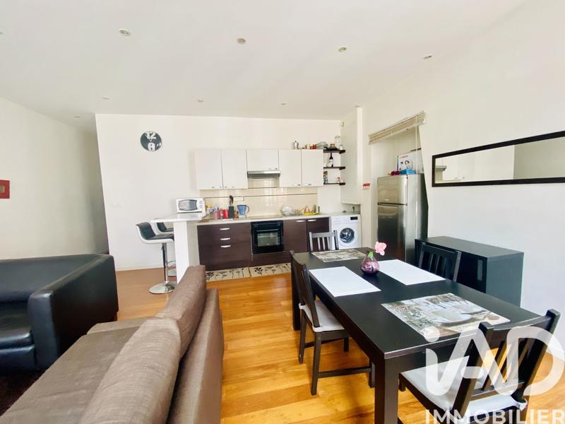 Appartement - 49 m² - 2 pièces