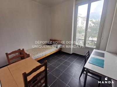 Appartement - 15 m² - 1 pièce