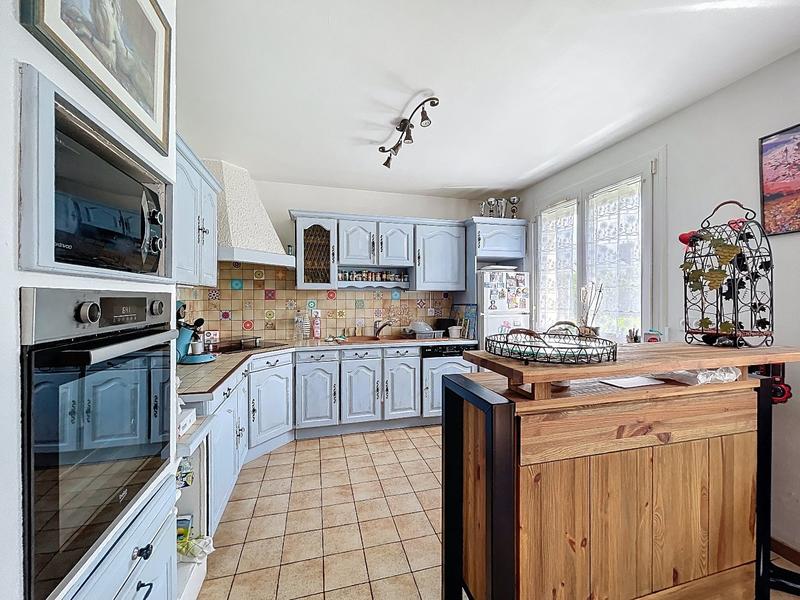 Maison - 111 m² - 5 pièces