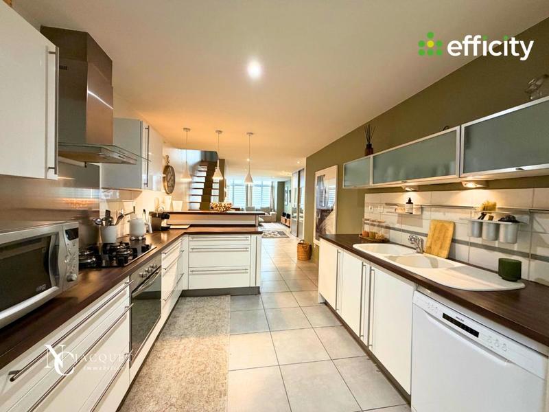 Appartement - 89 m² - 3 pièces