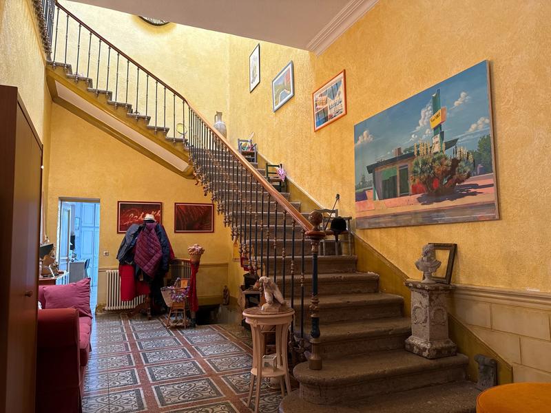 Maison - 380 m² - 11 pièces