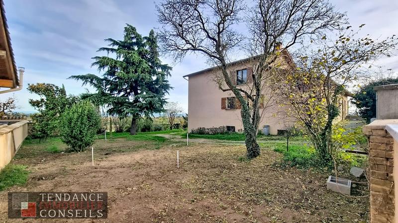 Maison - 210 m² - 8 pièces