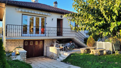 Maison - 96 m² - 4 pièces