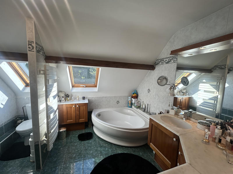 Maison - 158 m² - 5 pièces