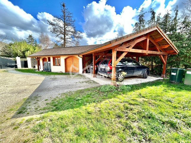 Maison ancienne - 226 m² - 8 pièces