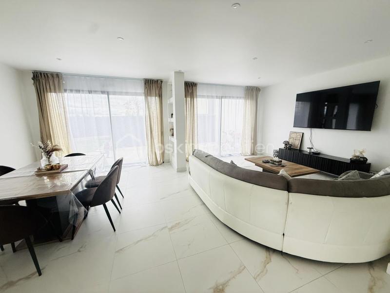 Maison - 125 m² - 6 pièces