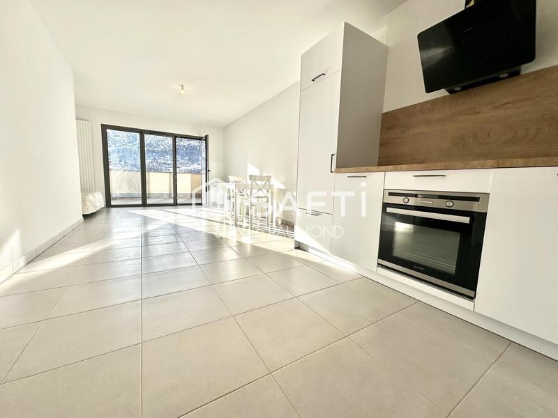 Appartement - 57 m² - 2 pièces