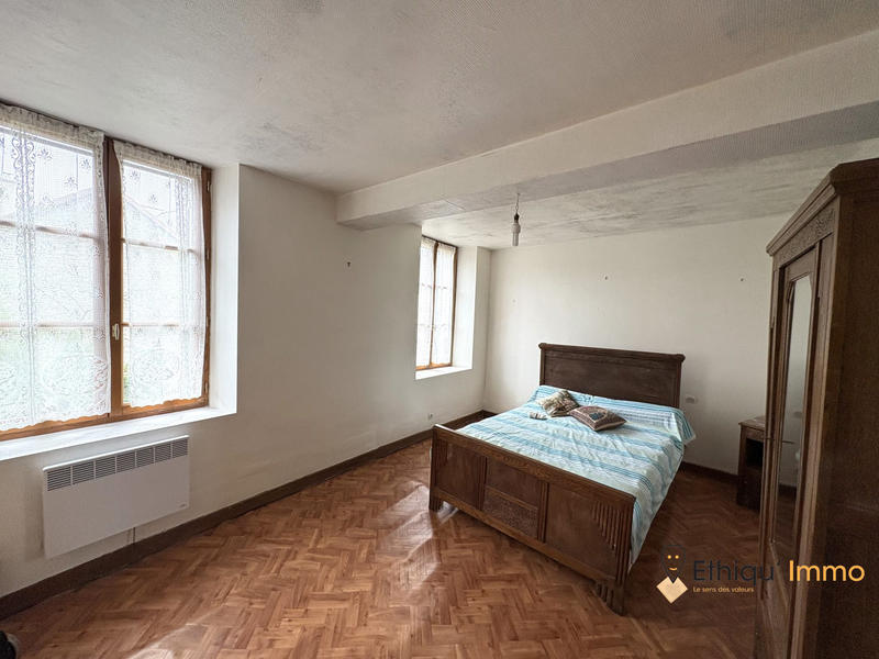 Maison - 105 m² - 4 pièces