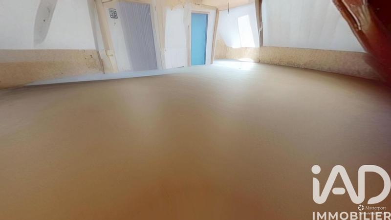 Maison - 224 m² - 7 pièces