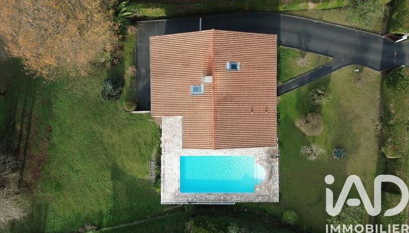 Maison de maîtres - 160 m² - 7 pièces