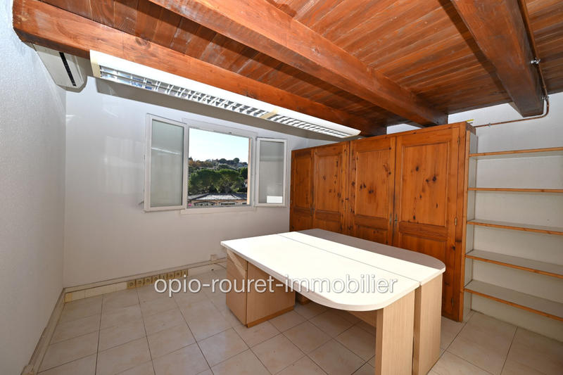 Local commercial - 93 m²