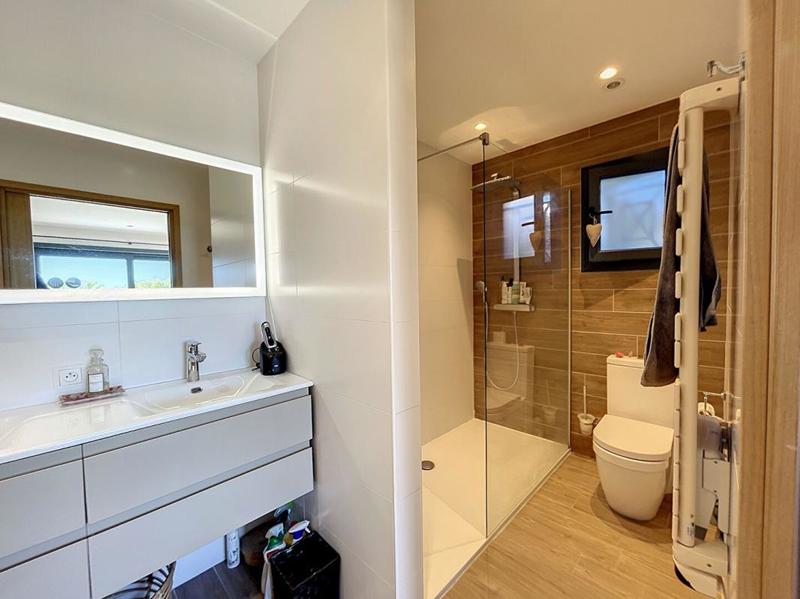 Maison - 170 m² - 5 pièces