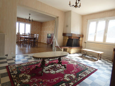 Maison - 87 m² - 5 pièces
