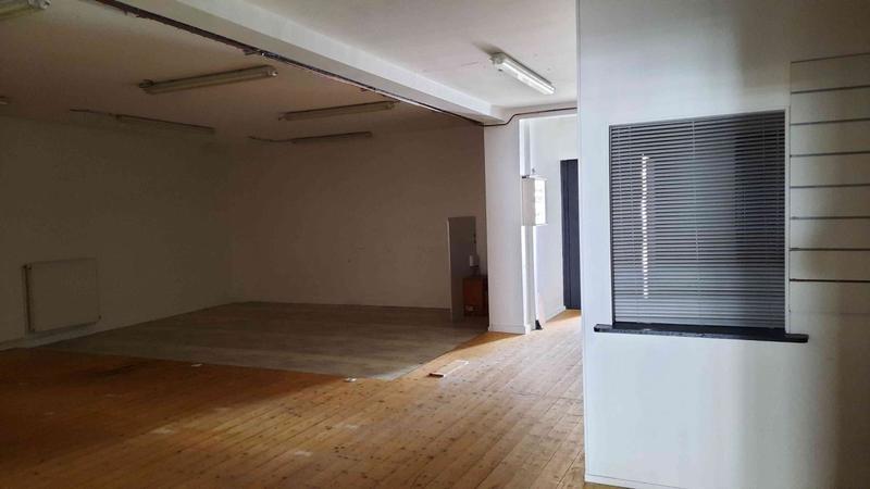 Local commercial - 300 m²