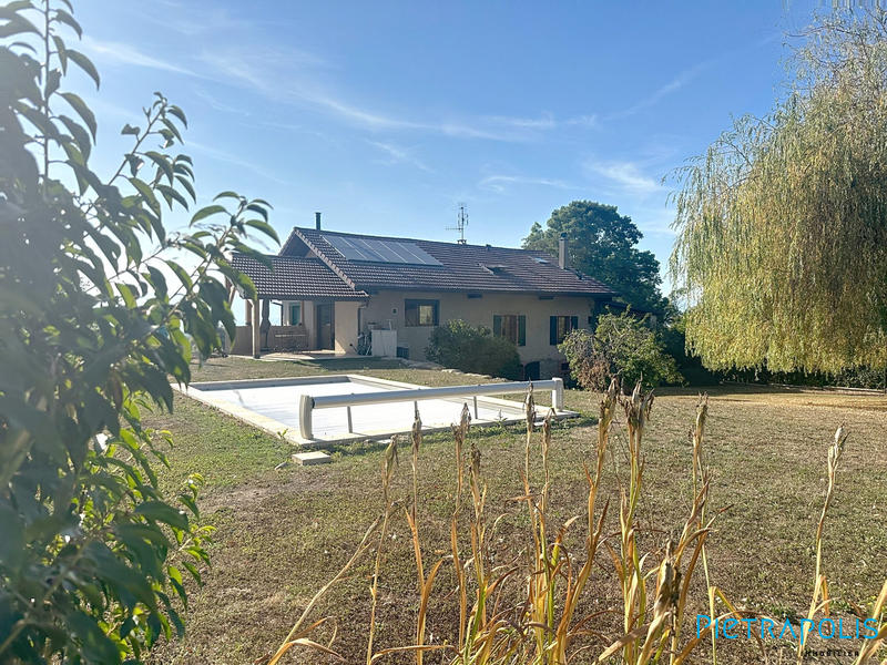 Maison ancienne - 210 m² - 6 pièces