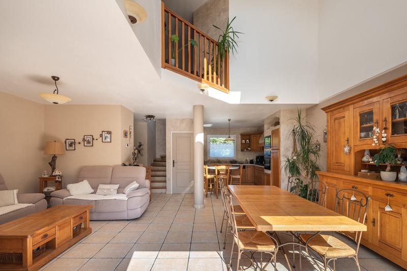 Maison - 119 m² - 5 pièces