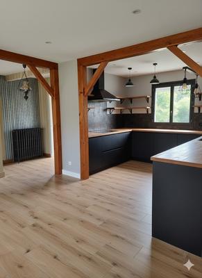 Maison traditionnelle - 120 m² - 6 pièces