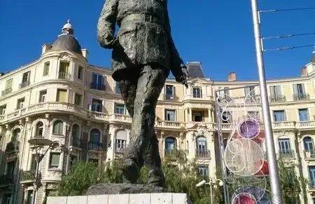 Appartement - 75 m² - 3 pièces