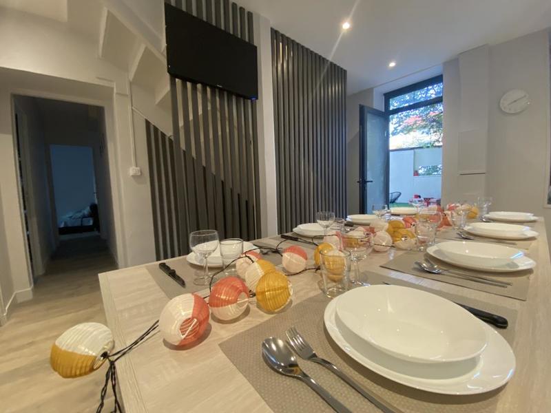 Appartement - 150 m² - 10 pièces