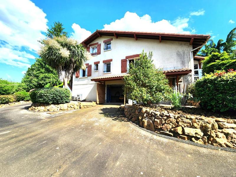 Maison - 150 m² - 7 pièces