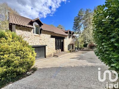 Maison - 159 m² - 6 pièces