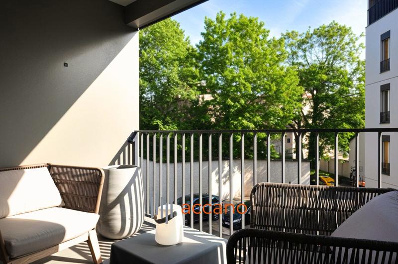 Appartement - 90 m² - 4 pièces