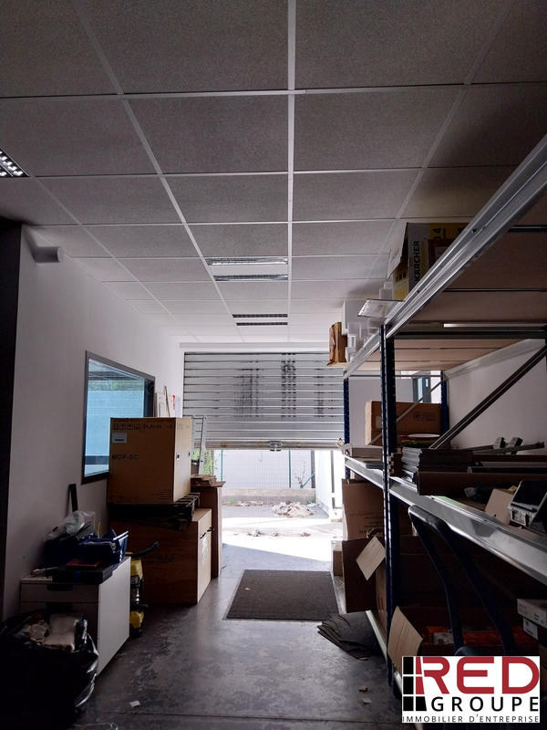 Local d'activités - 105 m²