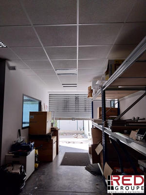 Local d'activités - 105 m²
