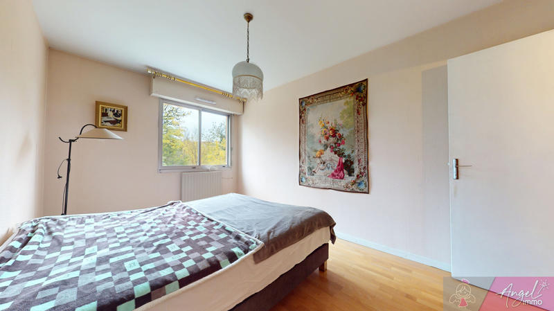 Appartement - 79 m² - 4 pièces