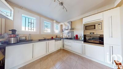 Maison de ville - 85 m² - 4 pièces