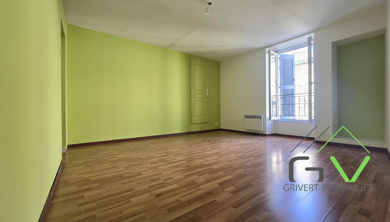 Appartement - 95 m² - 5 pièces