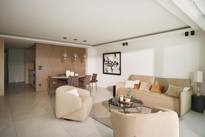 Appartement - 108 m² - 4 pièces