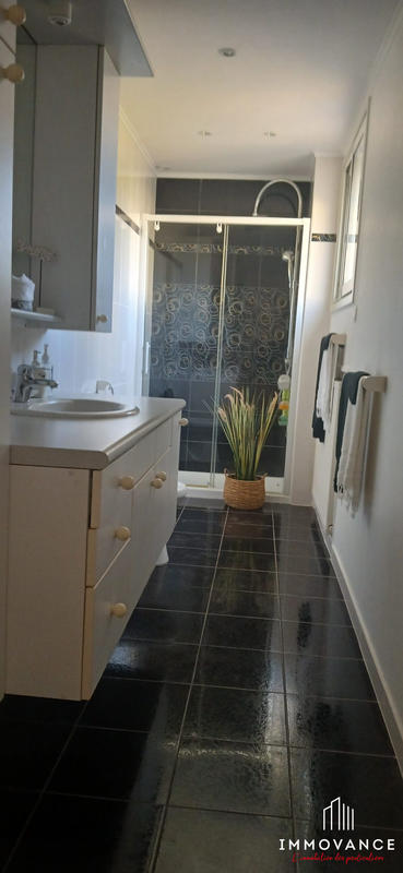 Maison - 177 m² - 7 pièces