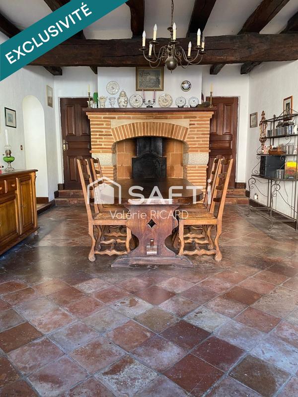 Maison de village - 275 m² - 10 pièces