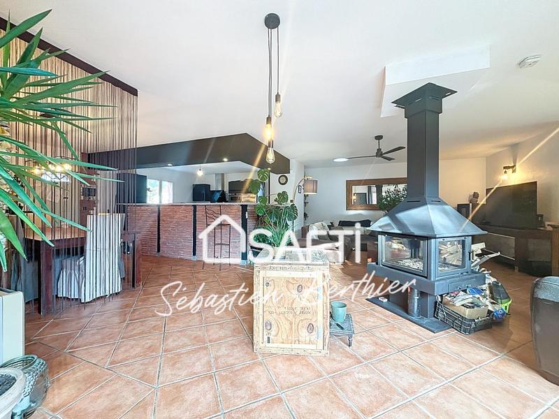 Maison - 150 m² - 5 pièces