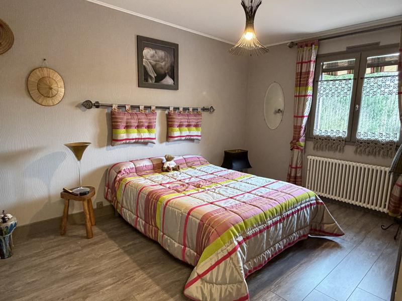 Maison - 203 m² - 7 pièces